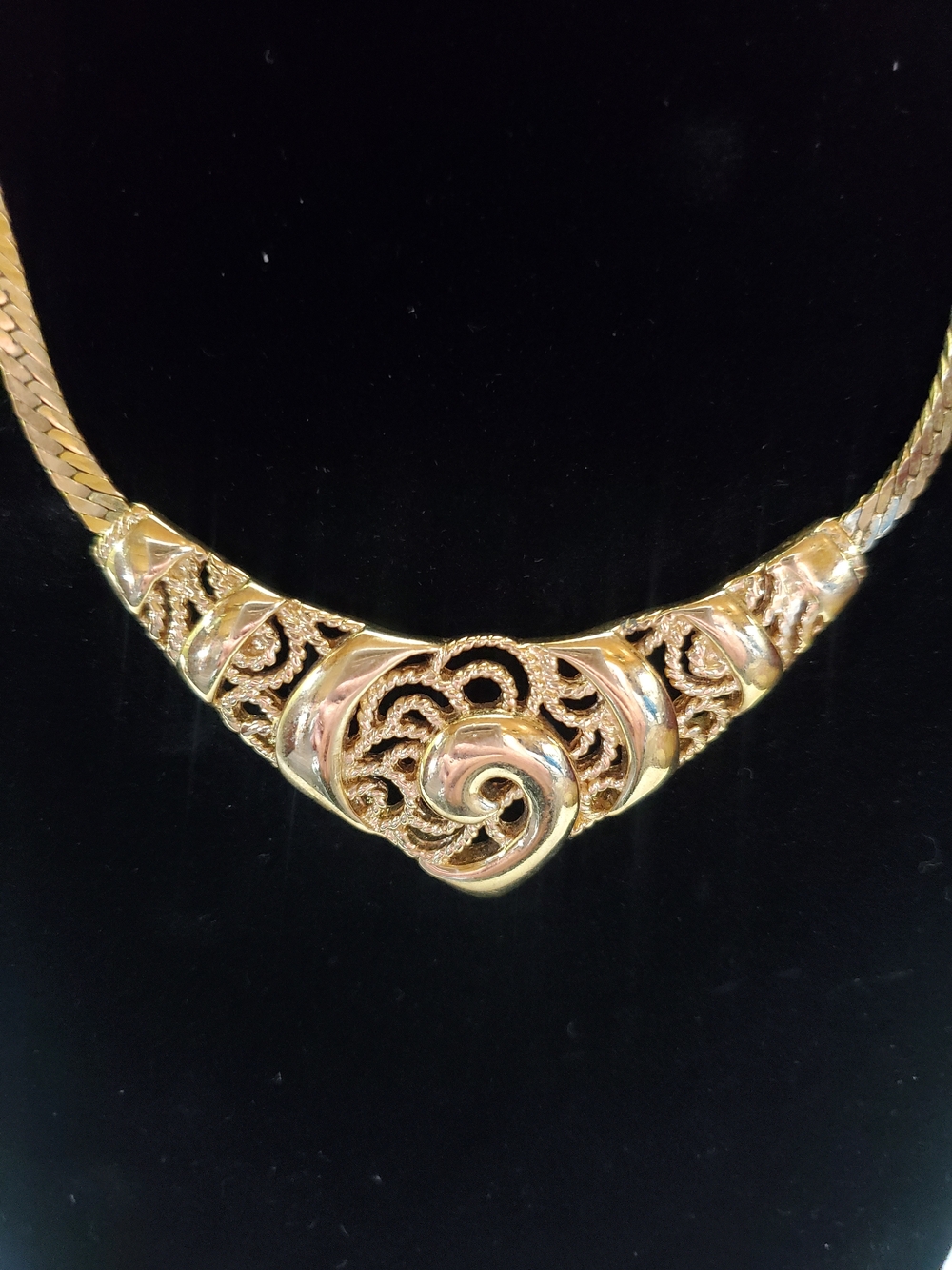 Elegant Gold-Tone Filigree Statement Necklace